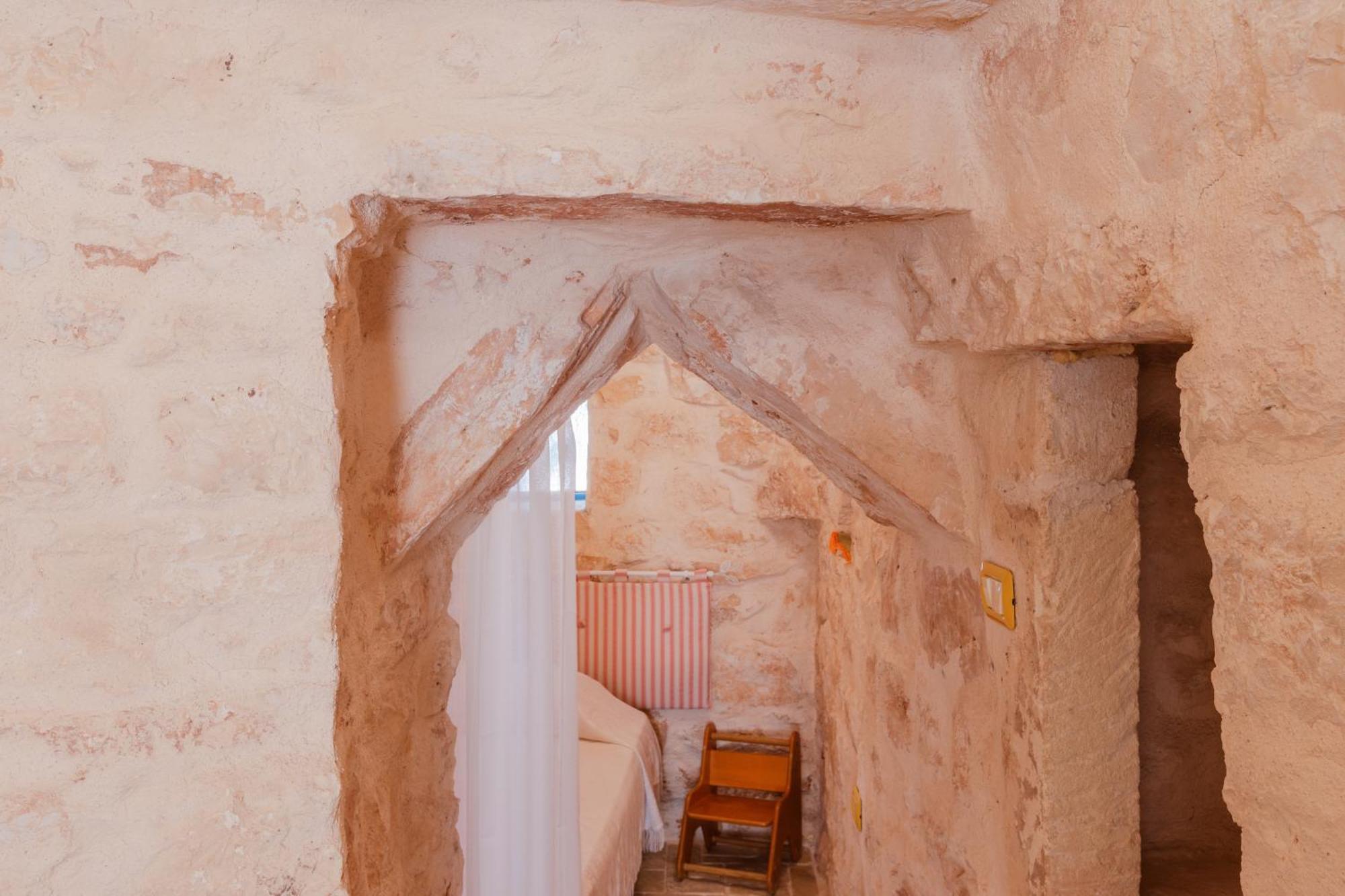 Trullo Tarantini Con Piscina Privata Apartment Latiano ภายนอก รูปภาพ