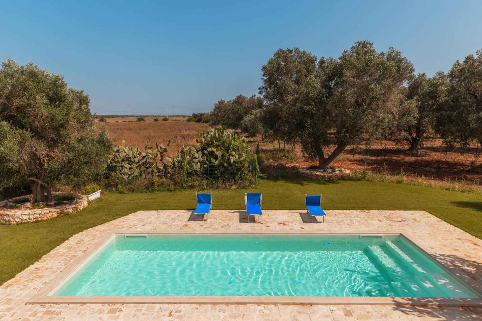 Trullo Tarantini Con Piscina Privata Apartment Latiano ภายนอก รูปภาพ